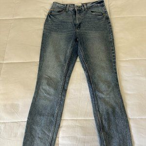 H&M Medium Blue Washed Jeans - Size 8